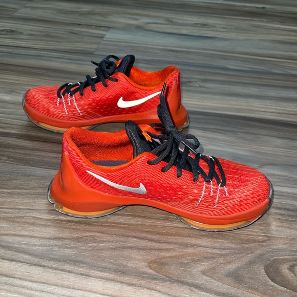 Nike basketball shoes - Picture 2 of 5